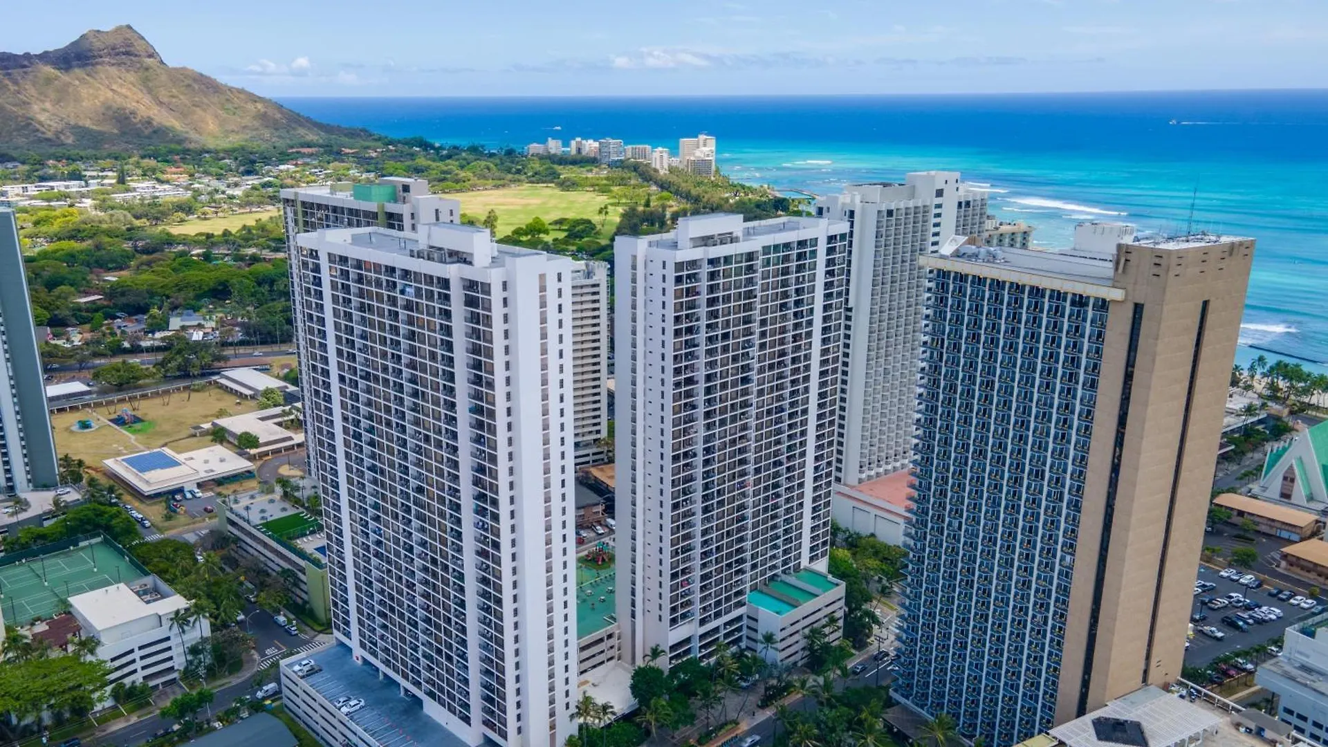 Beautiful 1Br With King Bed, Ocean View, Fast Wi-Fi & Free Parking Apartment Honolulu