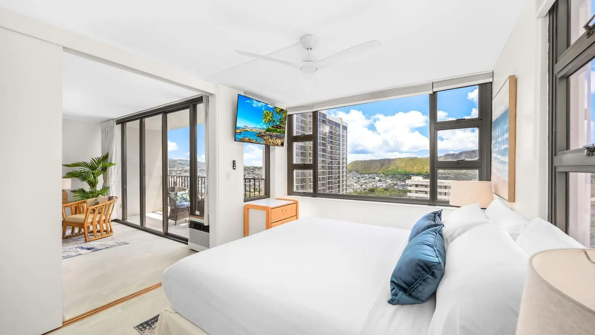 Beautiful 1Br With King Bed, Ocean View, Fast Wi-Fi & Free Parking Apartment Honolulu