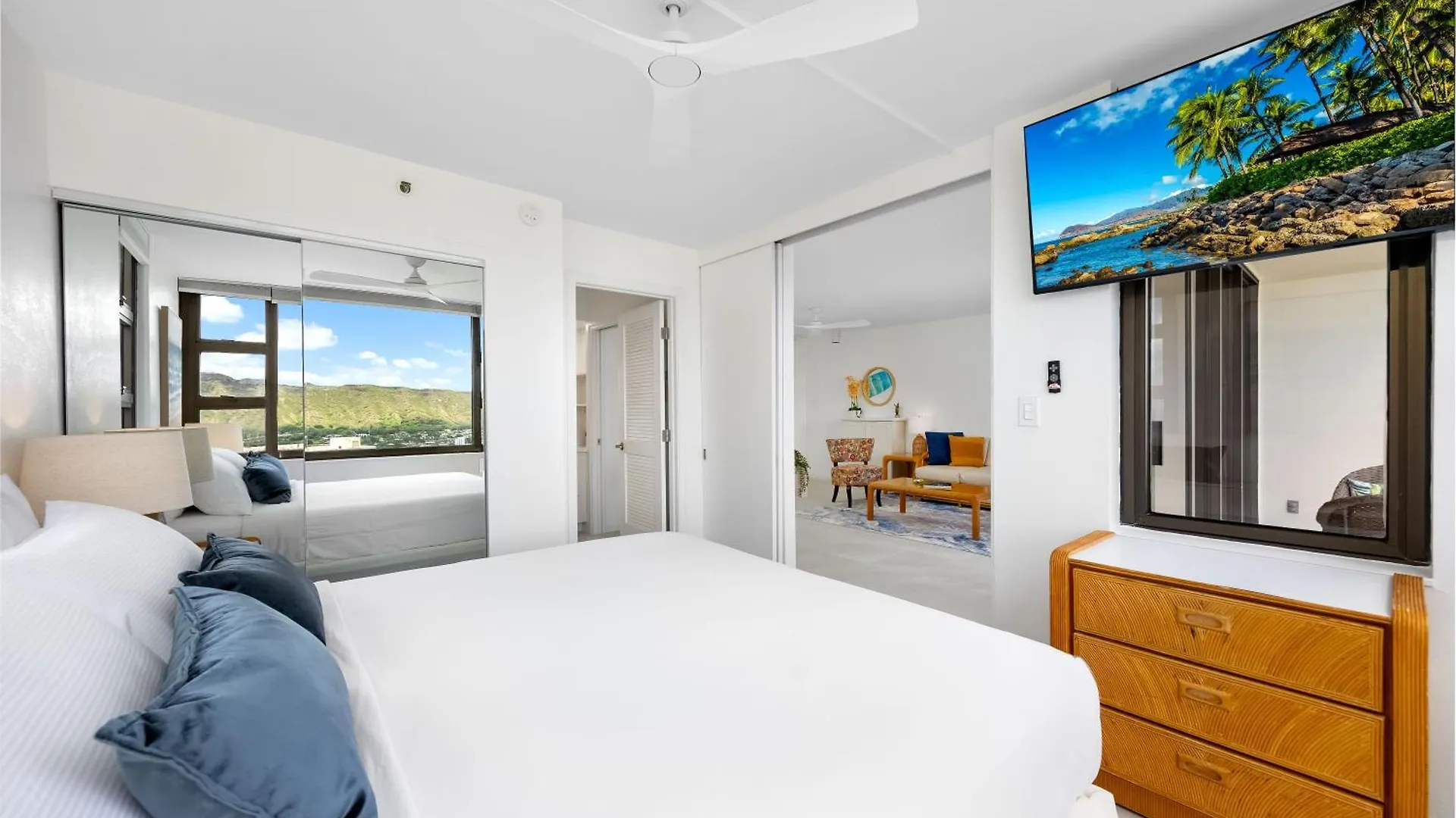 Appartement Beautiful 1Br With King Bed, Ocean View, Fast Wi-Fi & Free Parking à Honolulu